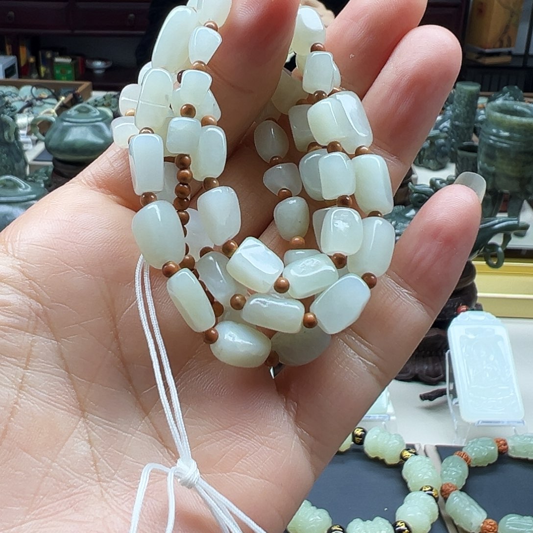 和田玉未镶嵌手链