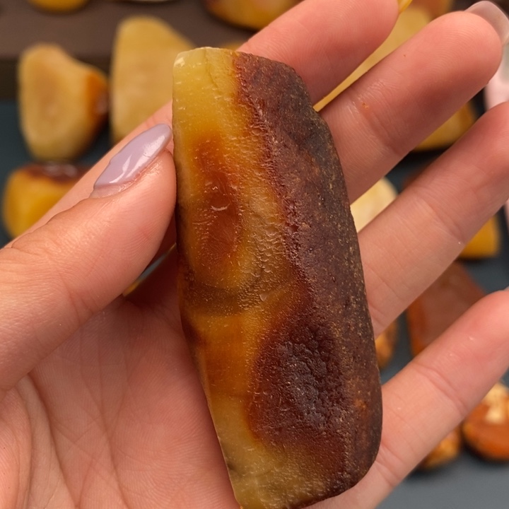 定制琥珀未镶嵌蜜蜡