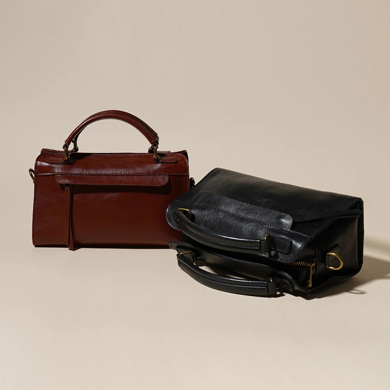 新款2025春夏时尚休闲小方包百搭高级感牛皮单肩女包简约斜挎包包