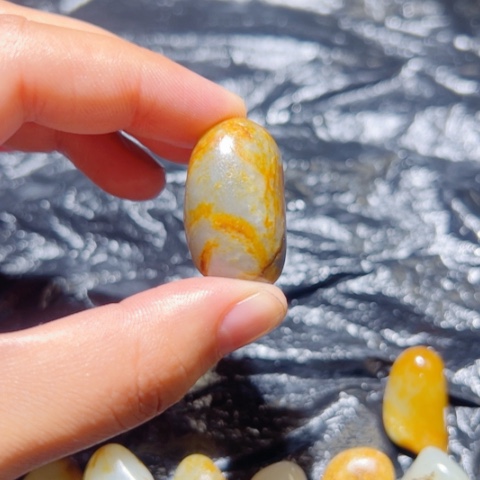 和田玉（子料）未镶嵌颈饰12.9克