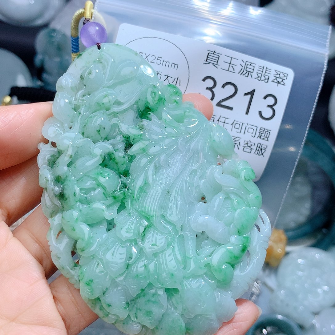 翡翠颈饰未镶嵌3213。