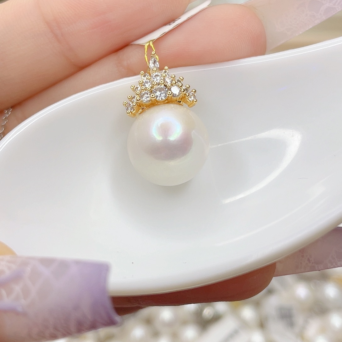 淡水珍珠未镶嵌吊坠(赠链)