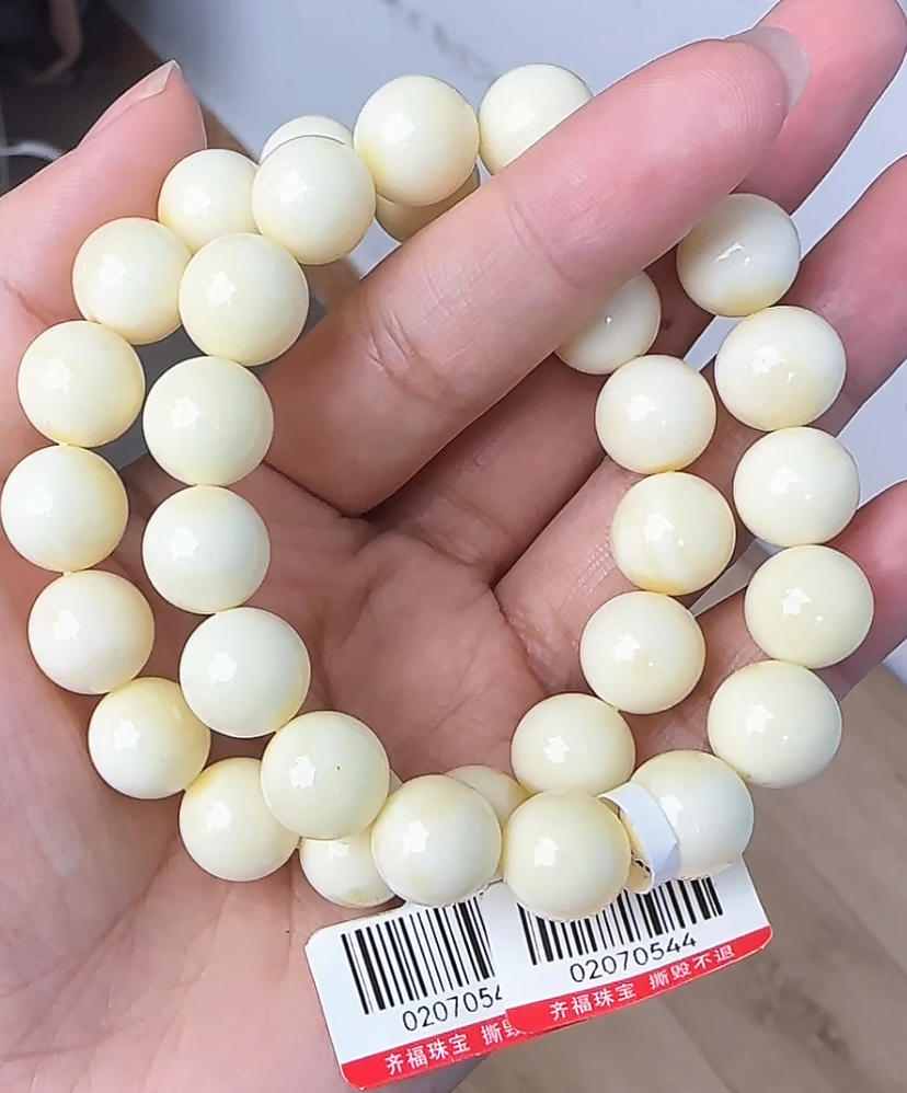 【齐福珠宝】XQ0544/11mm特级俄料漆底纯白圆珠手串 （多样性发其一）