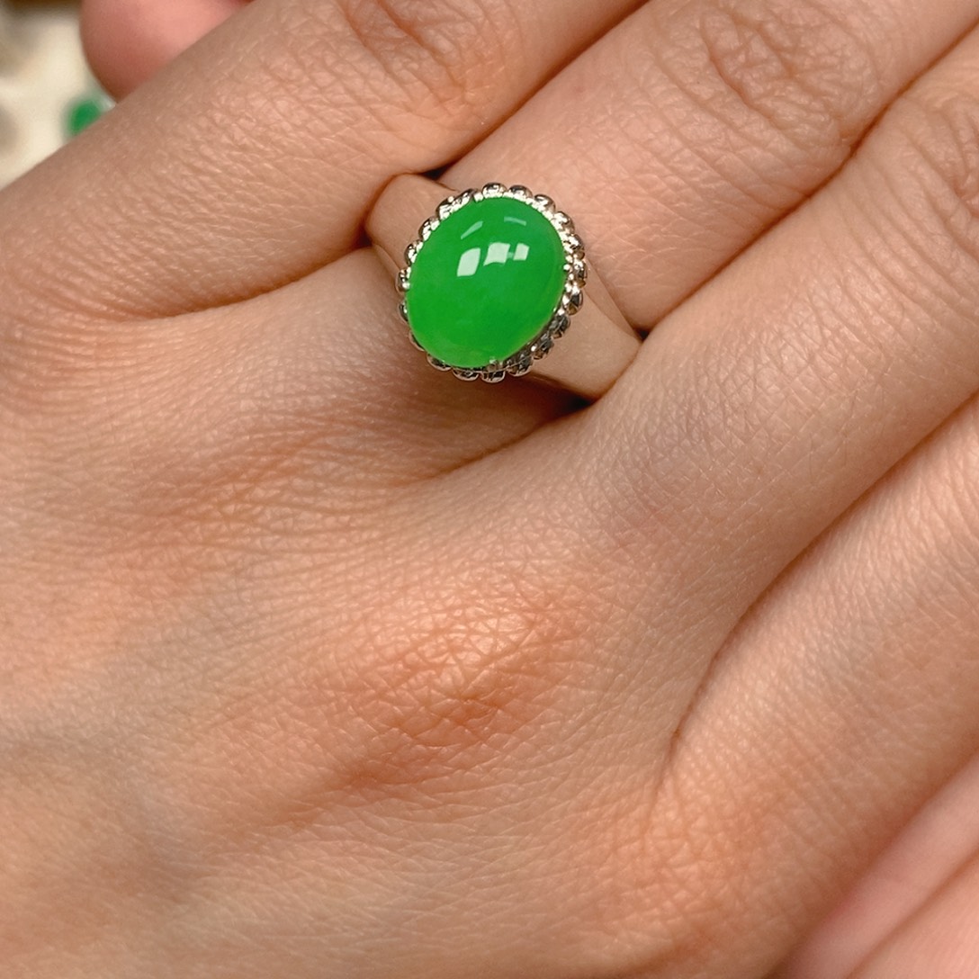 翡翠戒指未镶嵌霏翡翠