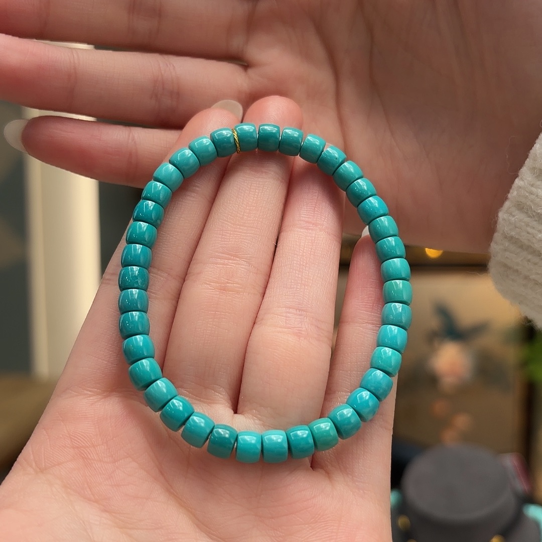 绿松石未镶嵌颈饰