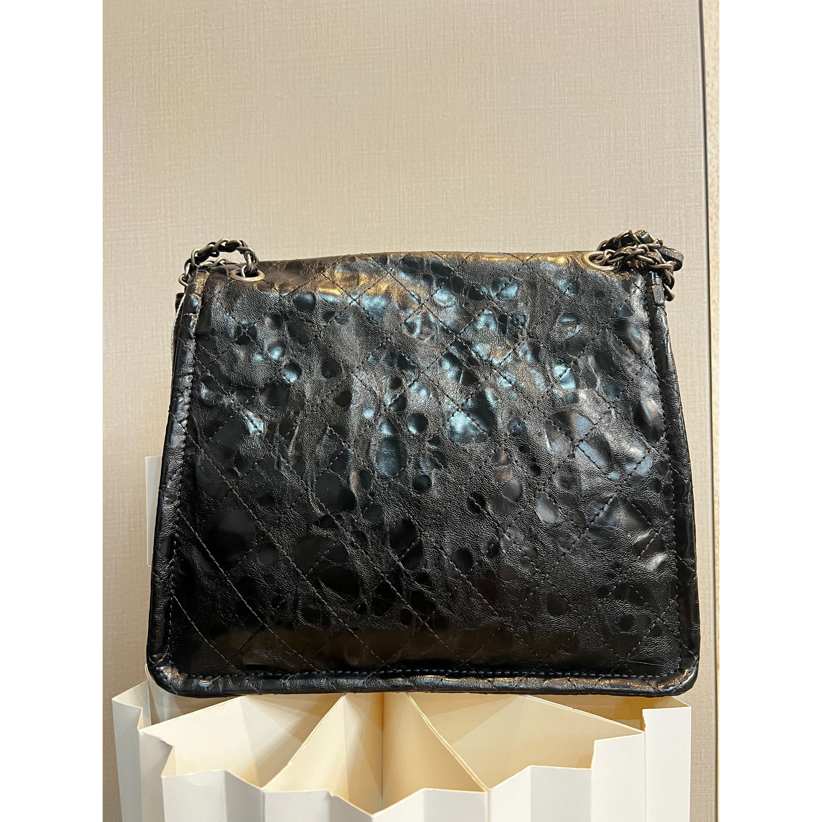 TOLEX2025新款时尚百搭手工中古女包黑色