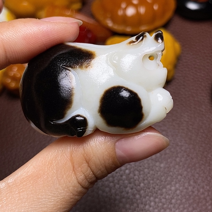 和田玉未镶嵌颈饰欣***~