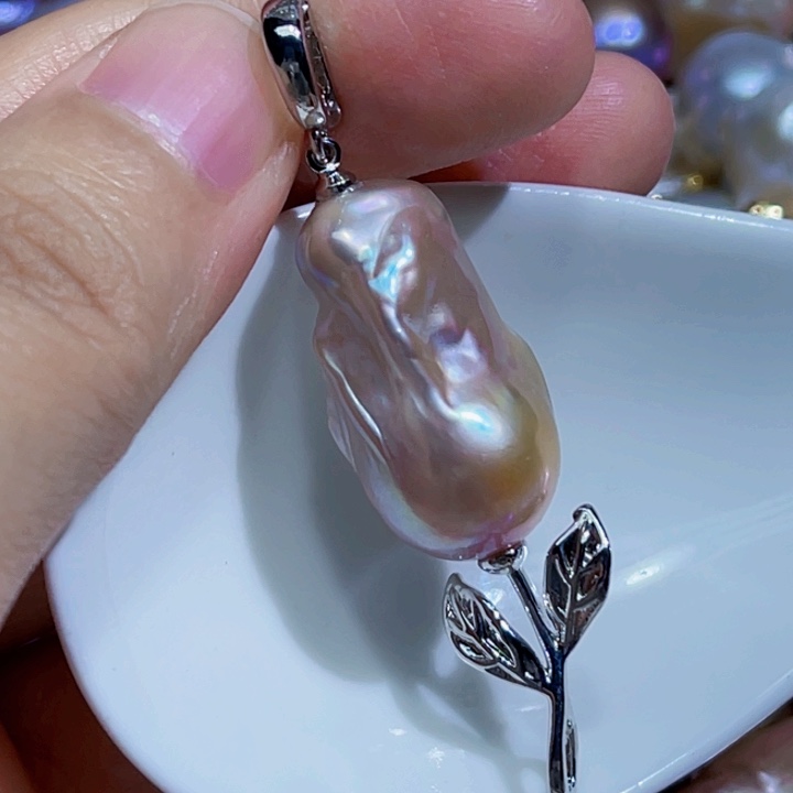 颈饰未镶嵌淡水珍珠