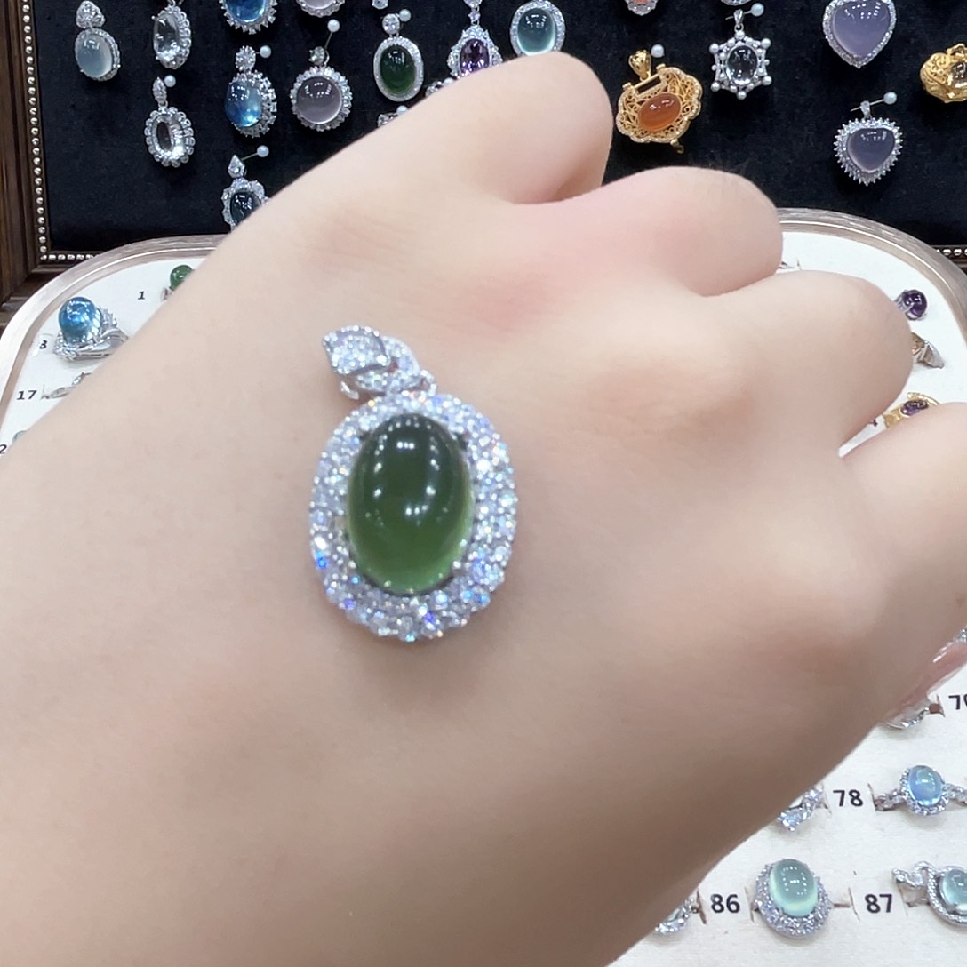 岫玉银S925镶嵌戒指赵****儿吊坠