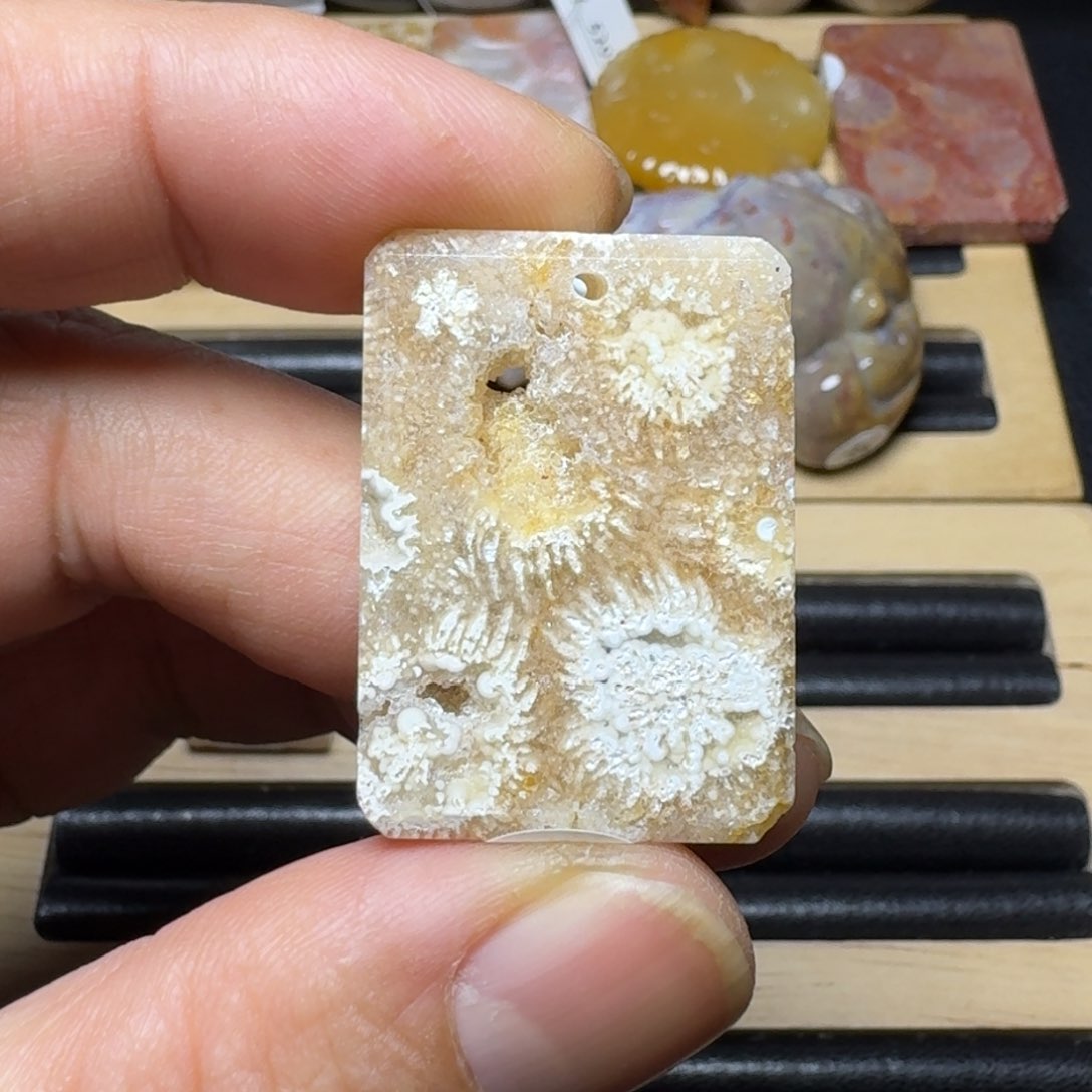 硅化玉纯天然色有机玉石未镶嵌