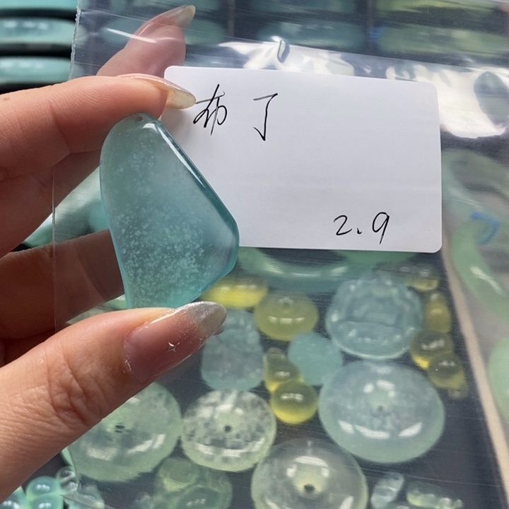 蛇纹石玉手镯未镶嵌布*丁