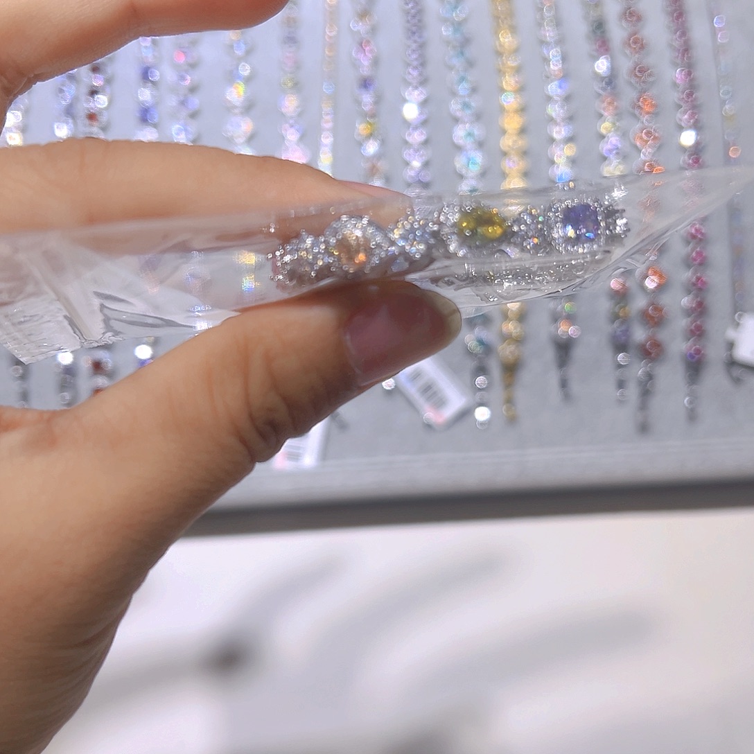 未镶嵌手链水晶彩色温暖的阳光