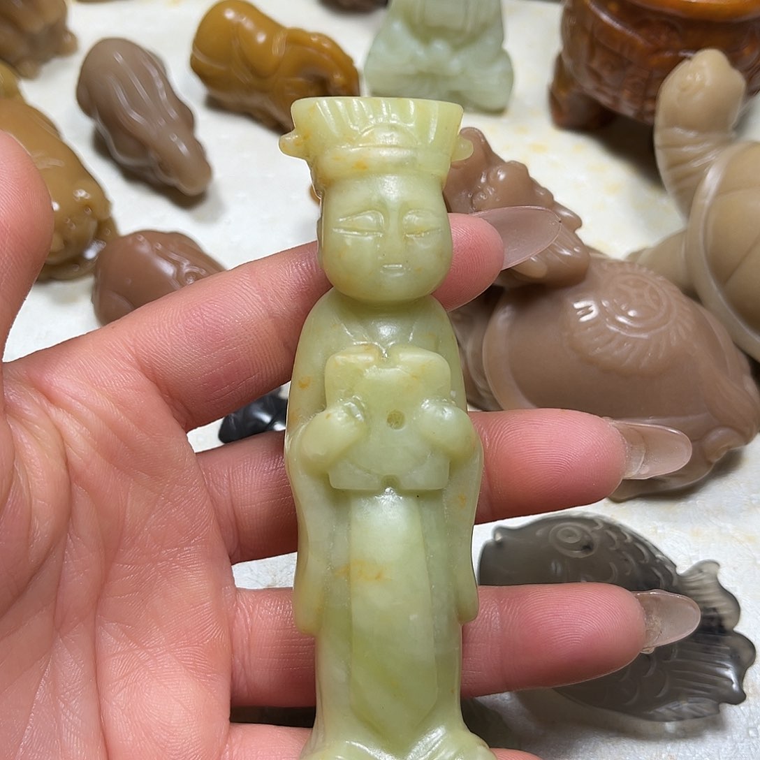 白玉菩提吊坠白玉菩提吊坠