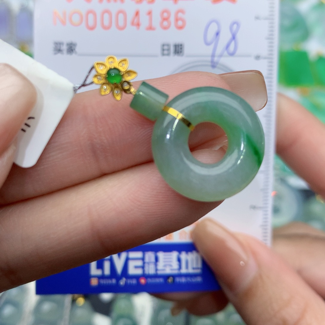 翡翠颈饰18K金镶嵌青**线甜甜圈