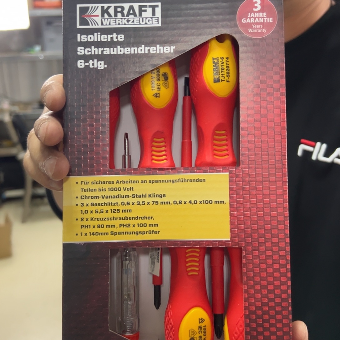 72号绝缘螺丝刀套装