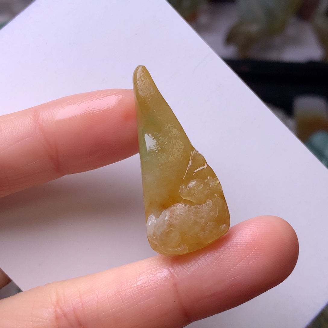 定制翡翠未镶嵌翡翠