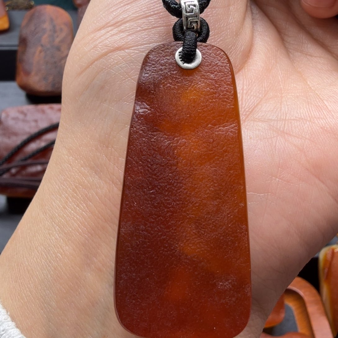 琥珀吊坠(赠链)未镶嵌