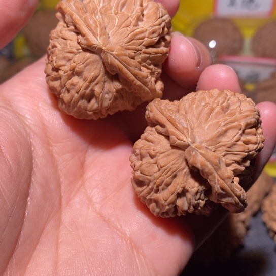 文玩核桃把件逾*39三角饼全品