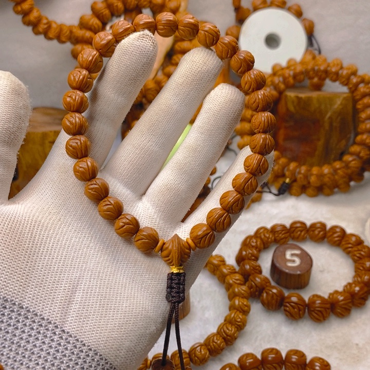 桃核吊坠单****精品玉龙脊手持