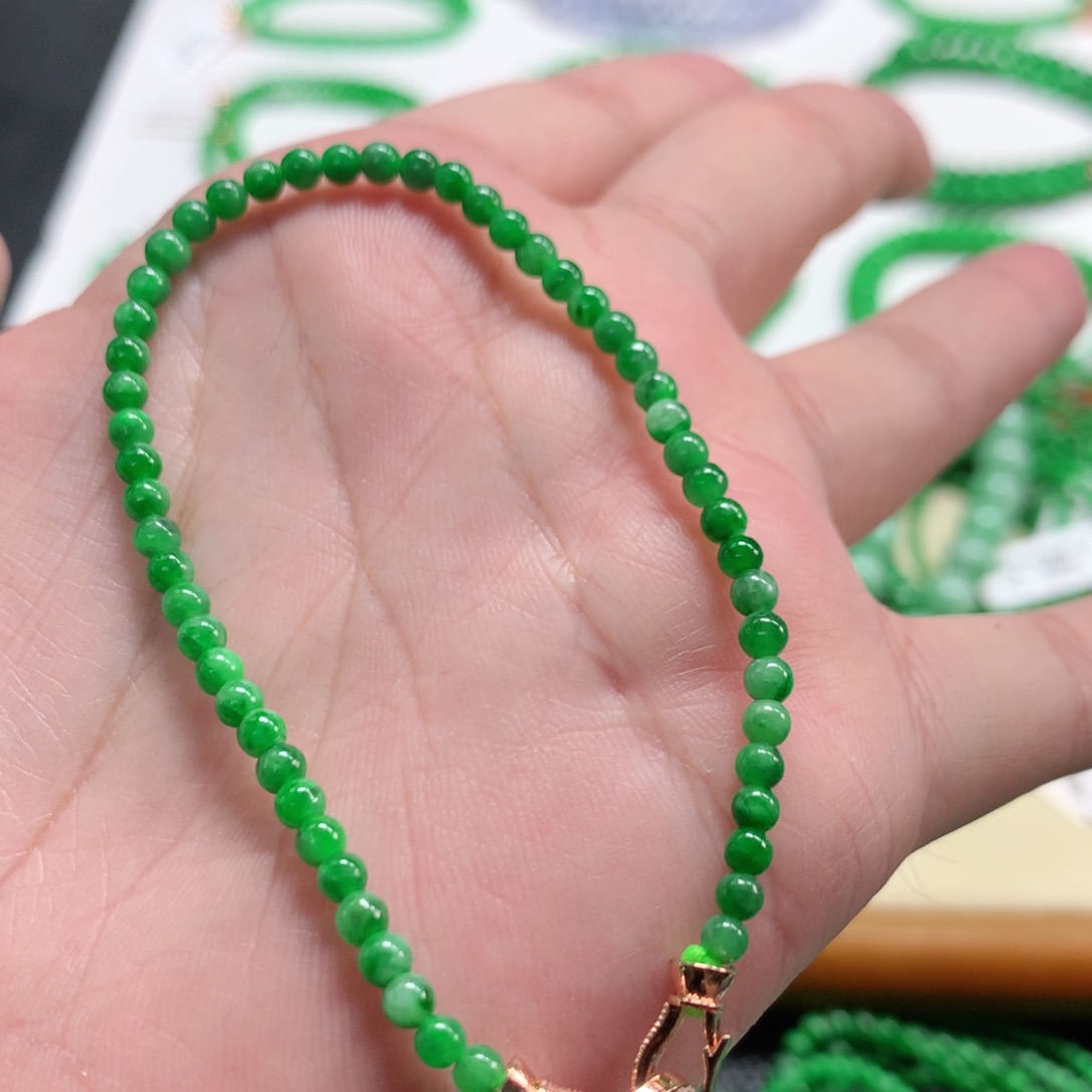 翡翠未镶嵌手链翡翠