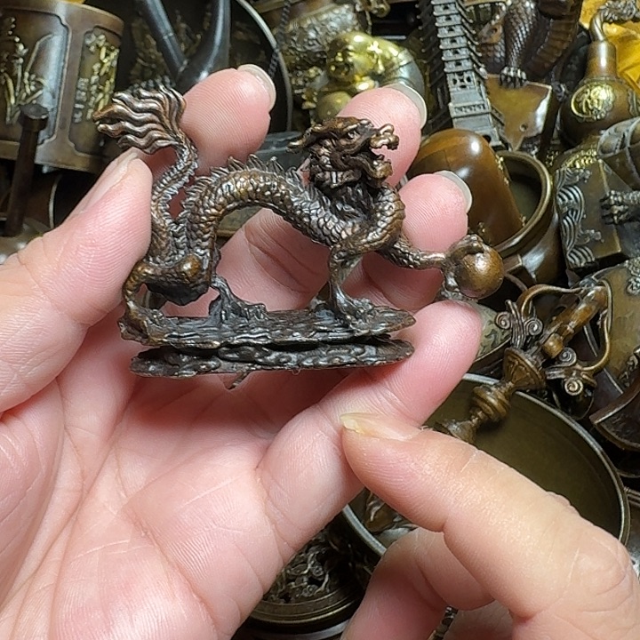 铜器摆件收收藏藏