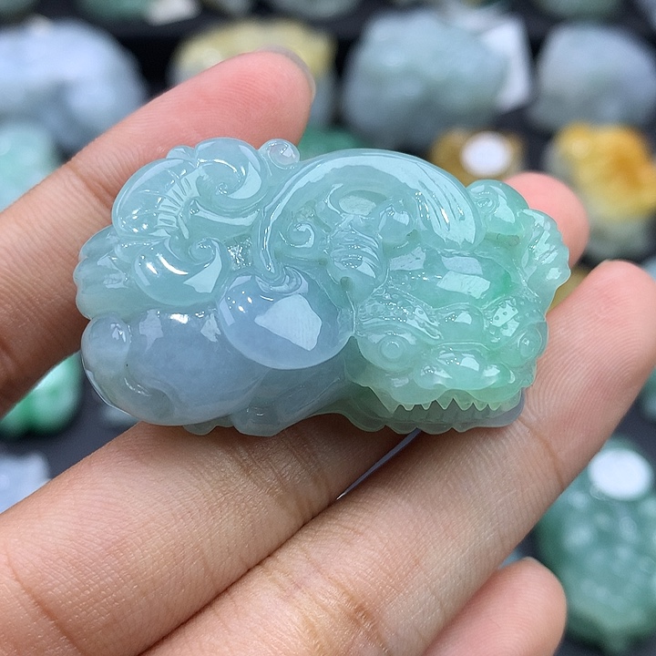 颈饰未镶嵌翡翠天然缅甸翡翠