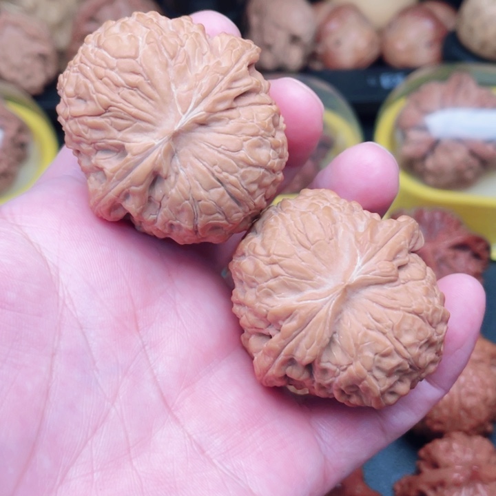 文玩核桃把件平谷大团圆45×45×35