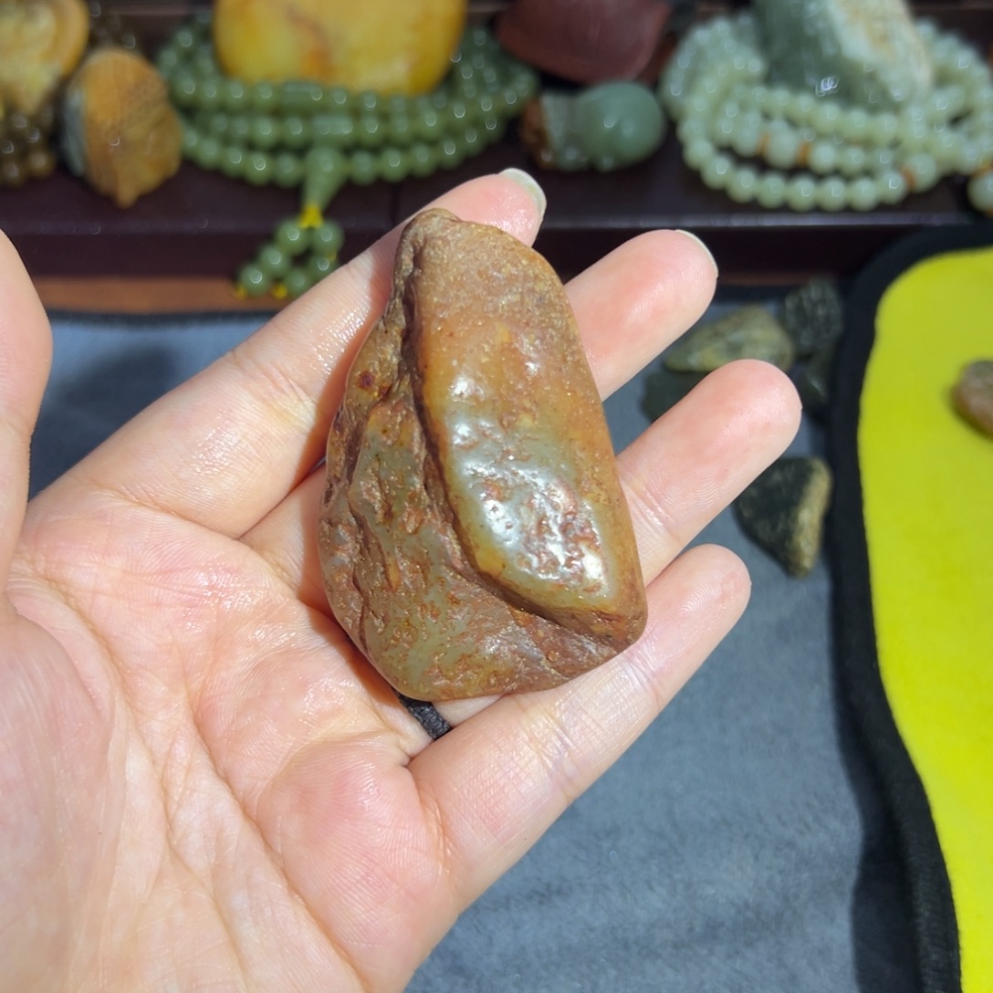 和田玉未镶嵌珠宝奇石