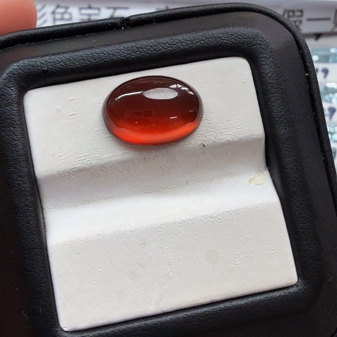 未镶嵌石榴石珠宝半成品抢抢购福利款，素面石榴石卡15×10毫米