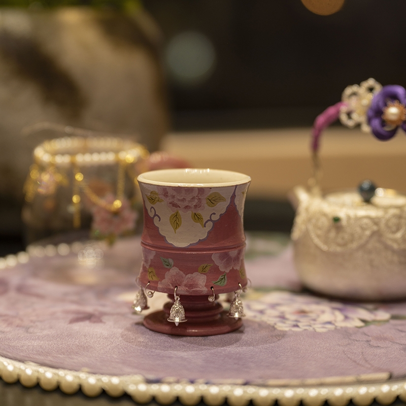 SJY0209 山几由-漆绘如意牡丹铃铛提溜——高足杯