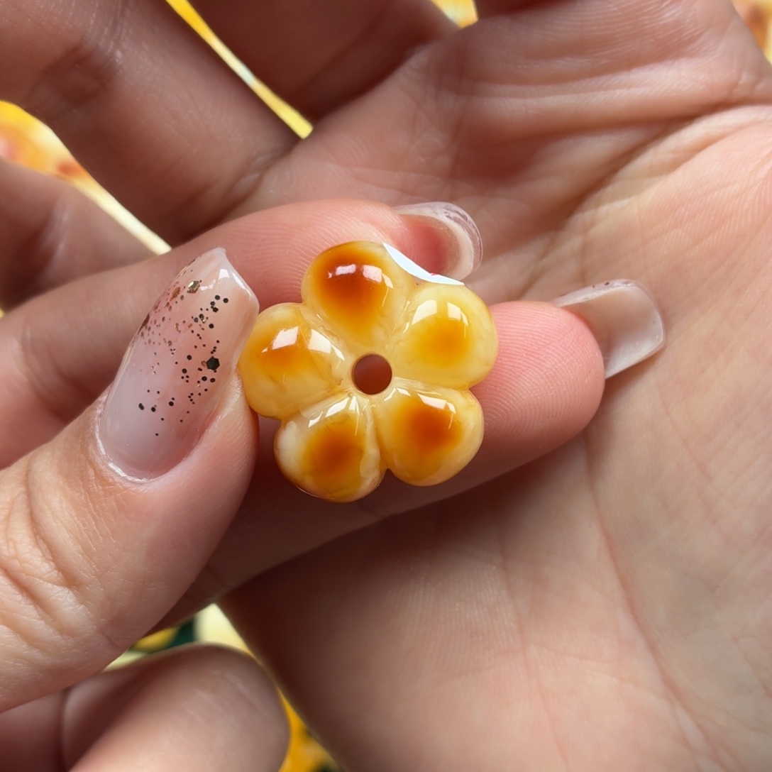 琥珀未镶嵌裸石蜜蜡