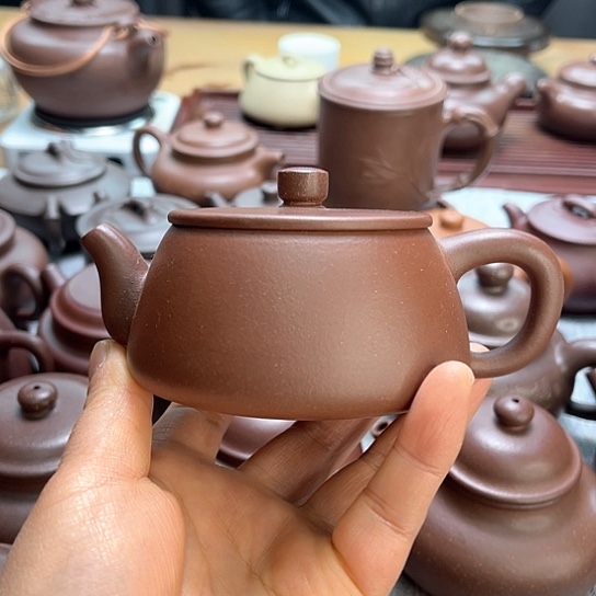 底槽青茶壶凡*黄龙山原矿