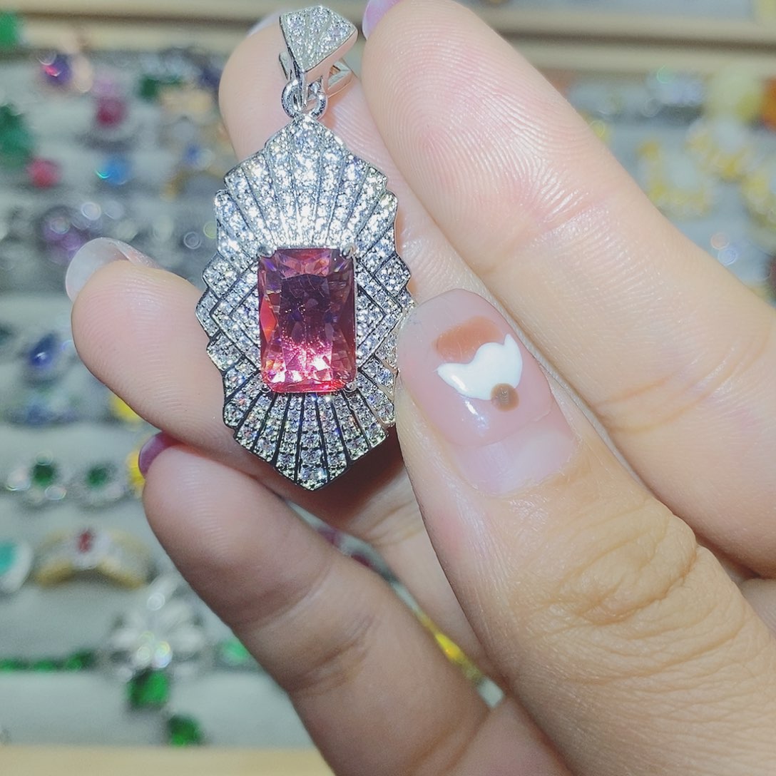 【闪购商品】托帕石耳饰银S925镶嵌