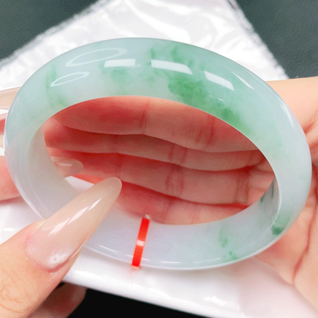 翡翠未镶嵌手镯60