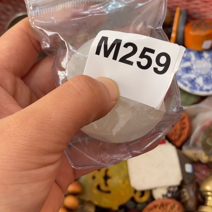 往***风瓷片直播间火爆热销