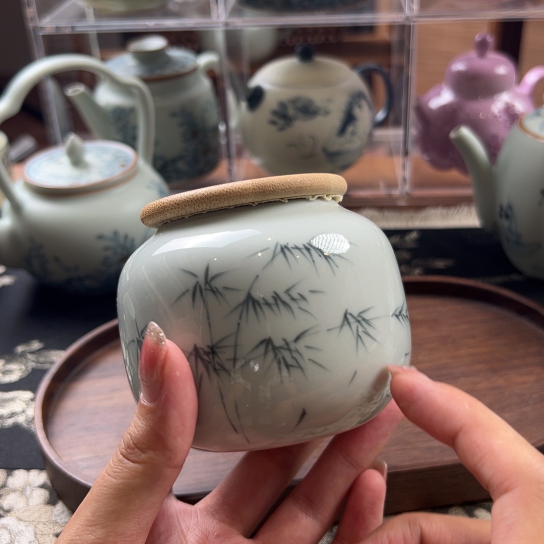 茶具等产品的生产和销售为一体