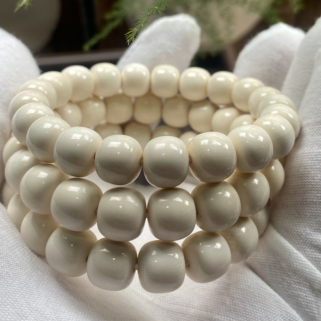 猛犸牙【臻品】冰料老型牙芯卡10单圈手串微水印 肉质细腻 极润
