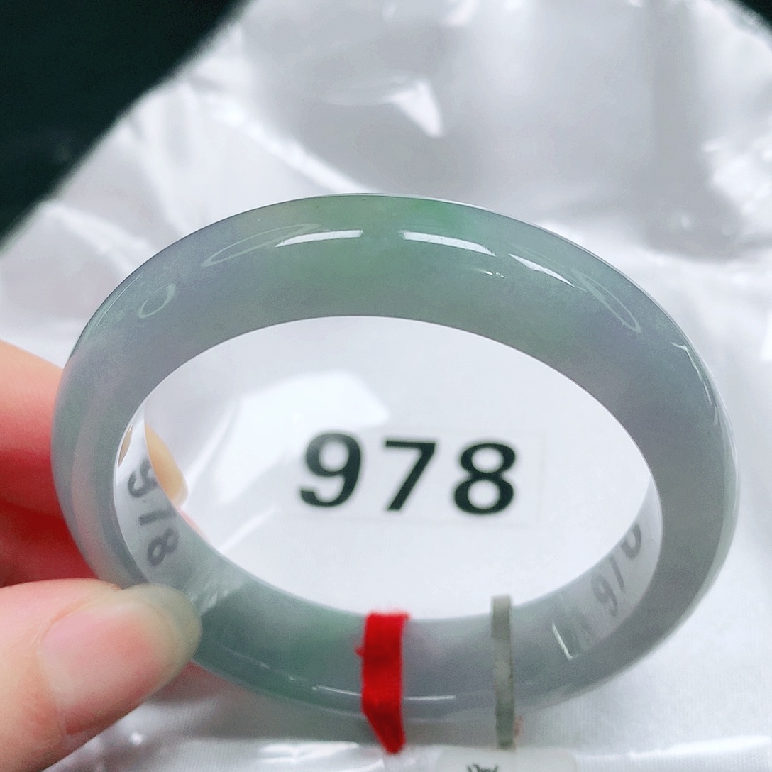 翡翠未镶嵌手镯6 号翡翠手镯