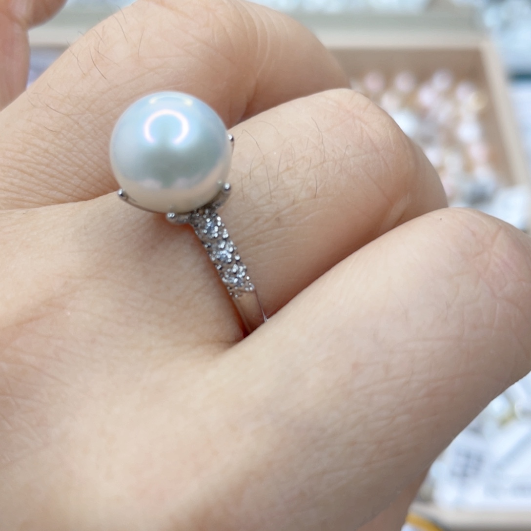 淡水珍珠未镶嵌吊坠(赠链)