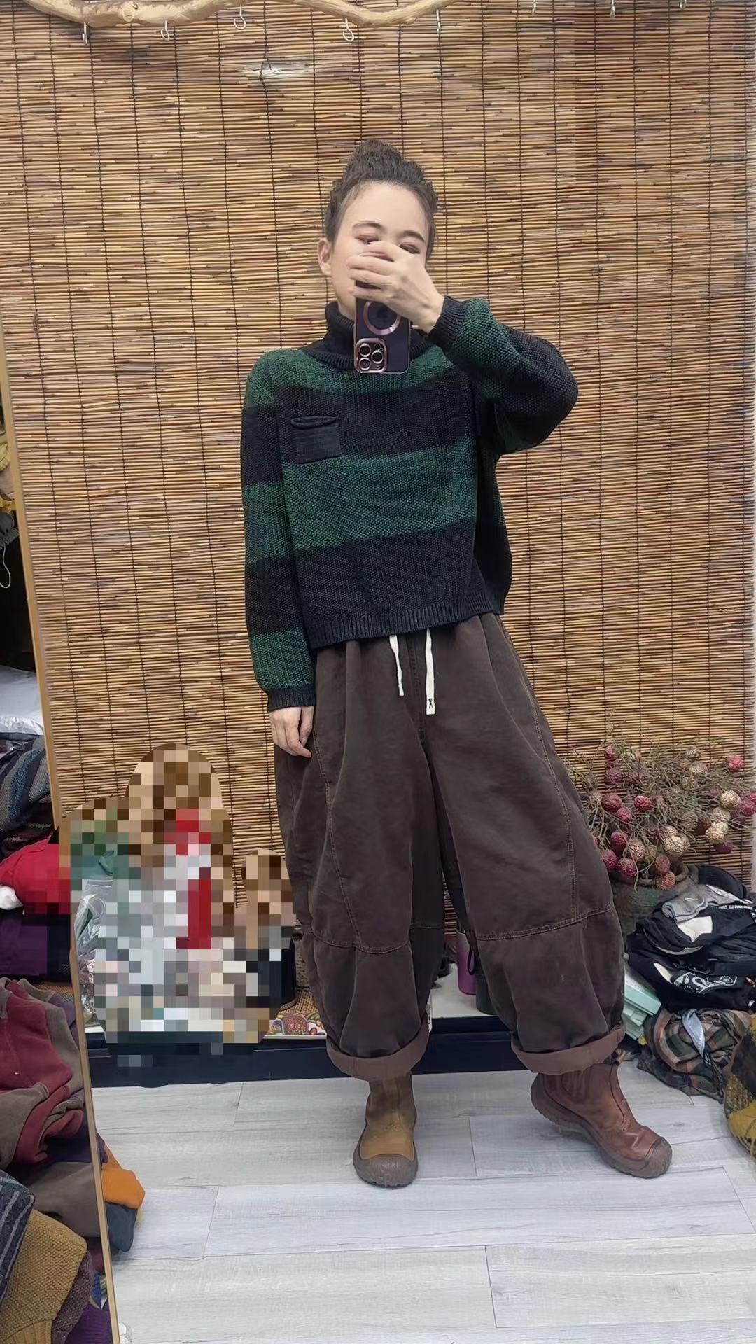 HY   5608小口袋拼色毛衣