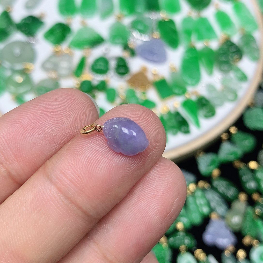 翡翠颈饰18K金镶嵌18K金扣头 小巧精美紫罗兰饱满小金蟾