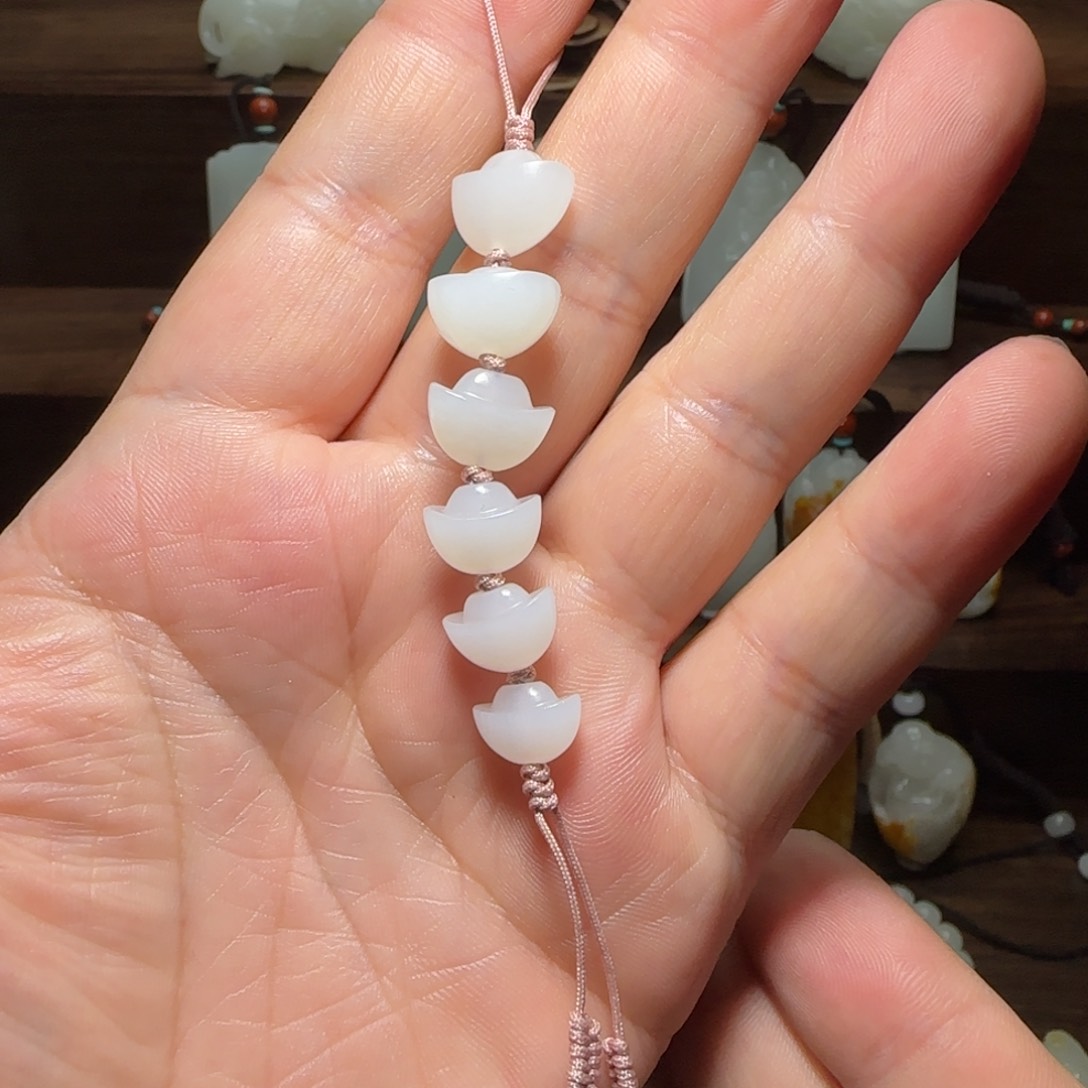 和田玉吊坠(赠链)未镶嵌