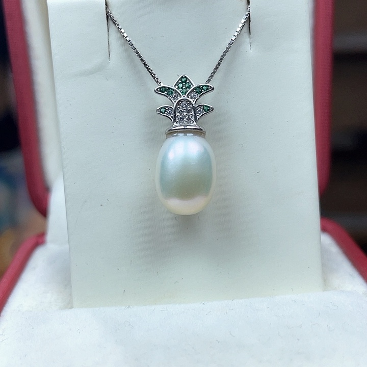 淡水珍珠颈饰银S925镶嵌珍珠吊坠