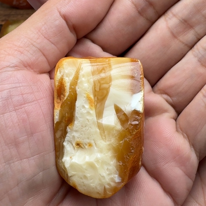 定制琥珀未镶嵌未镶嵌定制琥珀