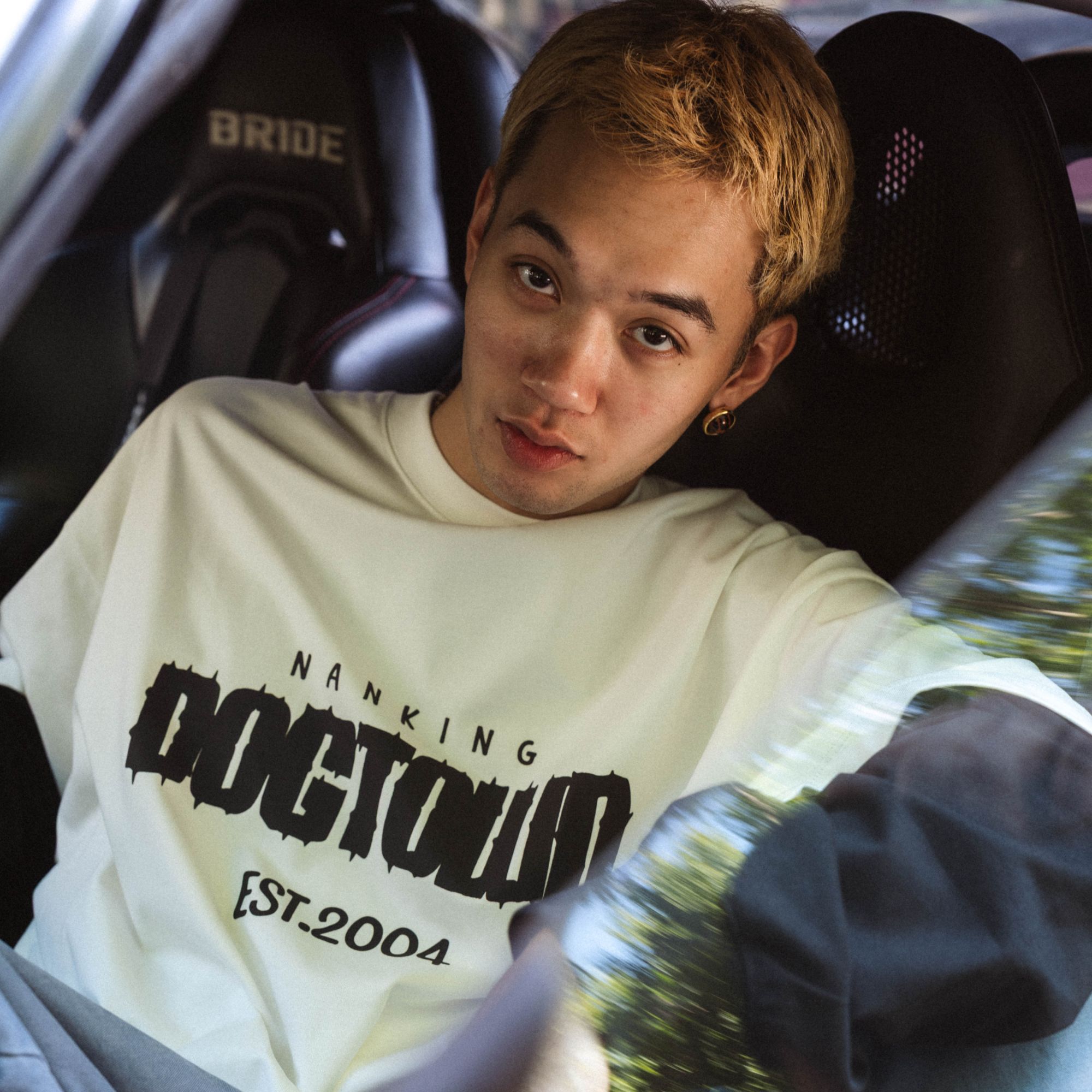 DOGTOWN 25FW胸前LOGO拼色拼接插肩袖假两件长袖TEE长袖T恤