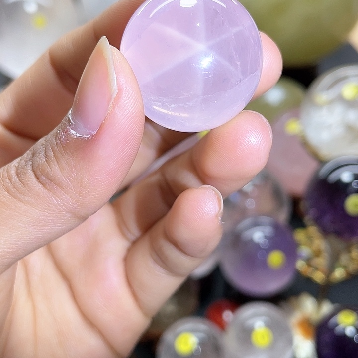 水晶粉水晶卡2.8。闪六忙未镶嵌