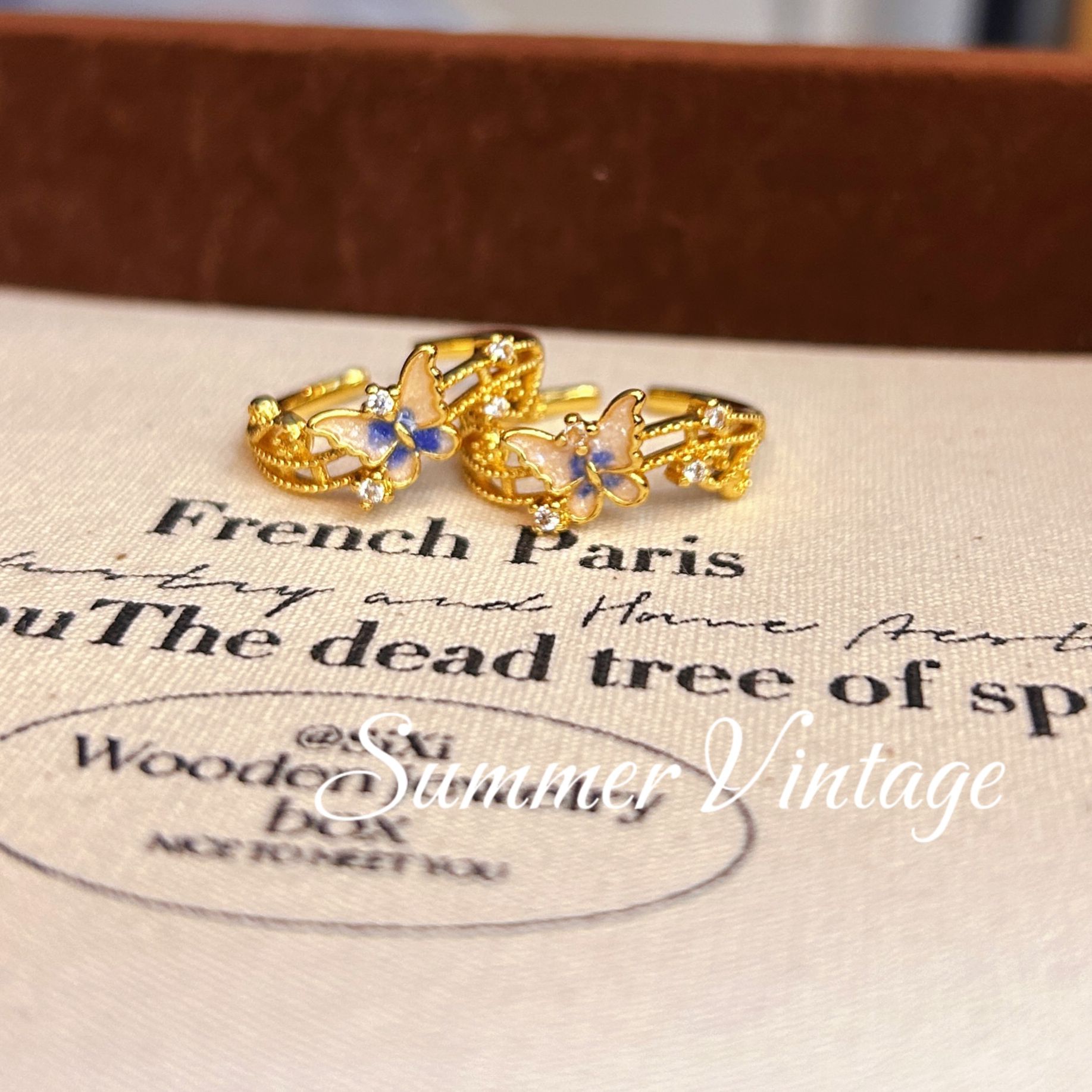 铜合金珐琅戒指 设计师款独立蝴蝶环绕百搭轻奢指环