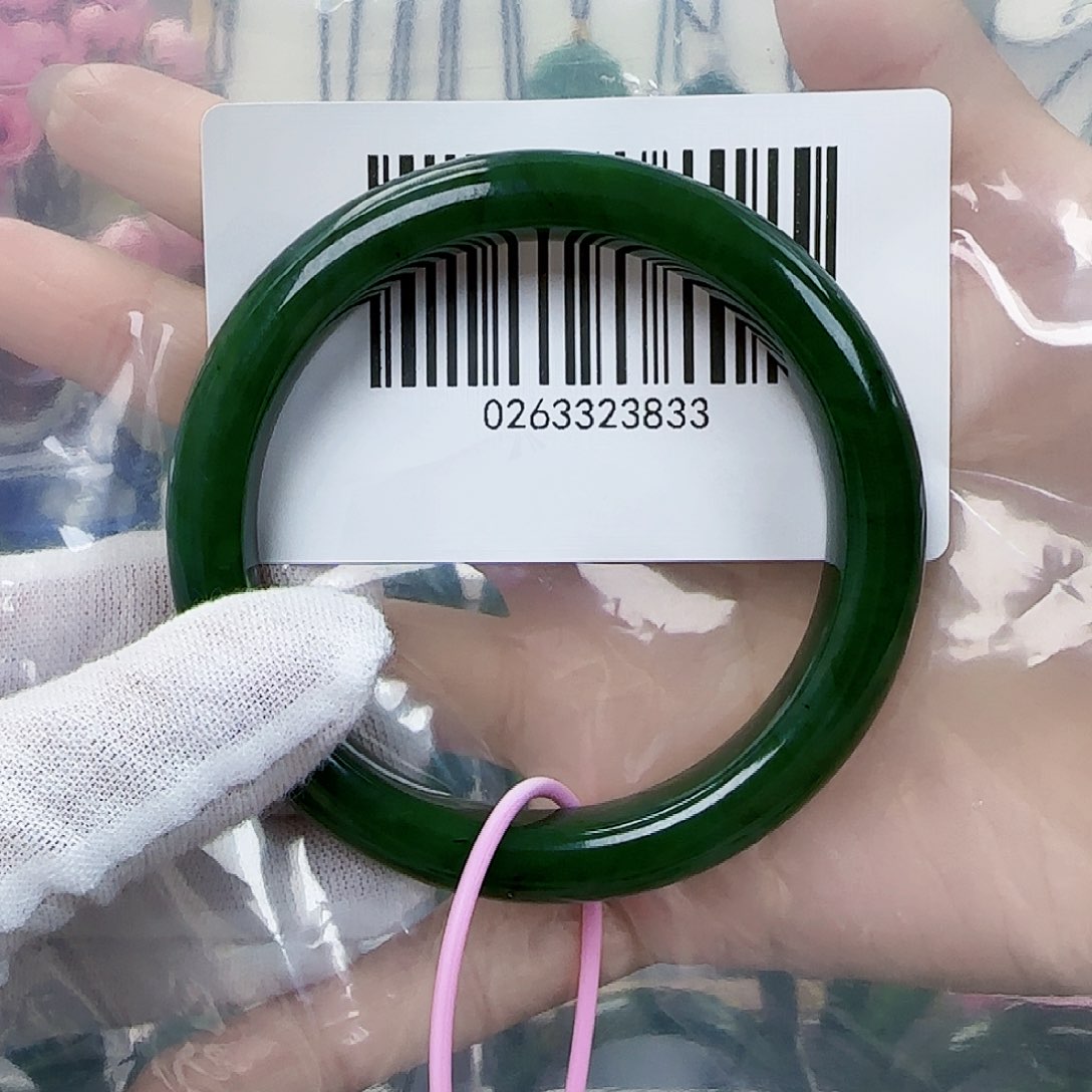 和田玉（碧玉）手镯未镶嵌60