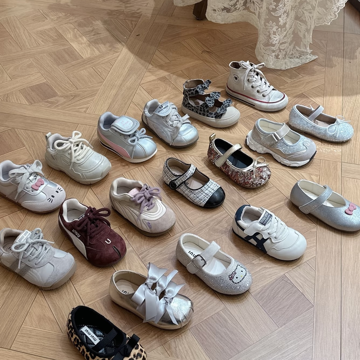 孤品童鞋，No退No换，默认微瑕，介意勿怕