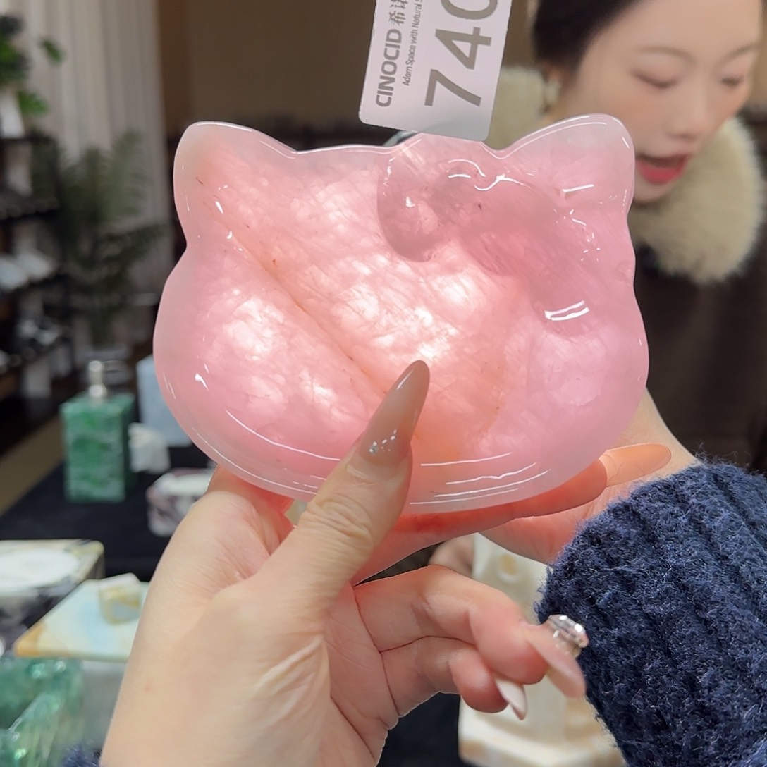 粉水晶小猫。    740